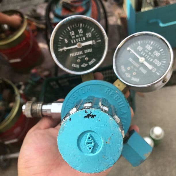 溶接機、高速カッター、ガス溶接(ゲイジ)、工具