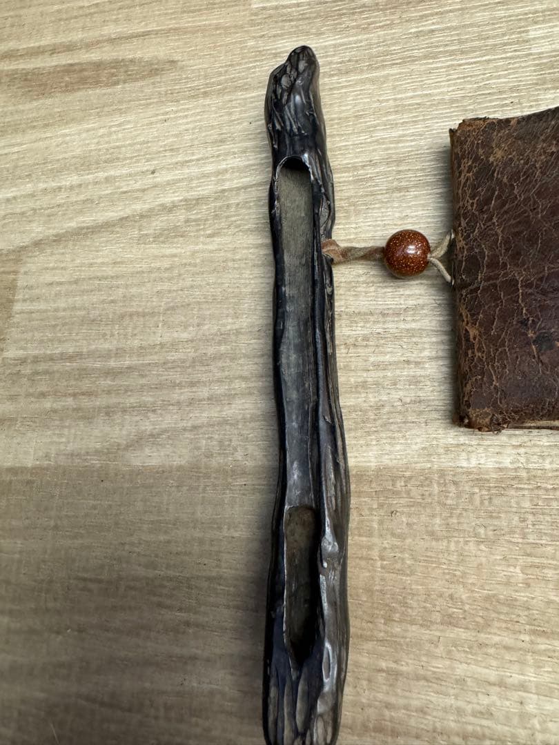 1527    時代物　煙道具　煙草入れ　骨董品