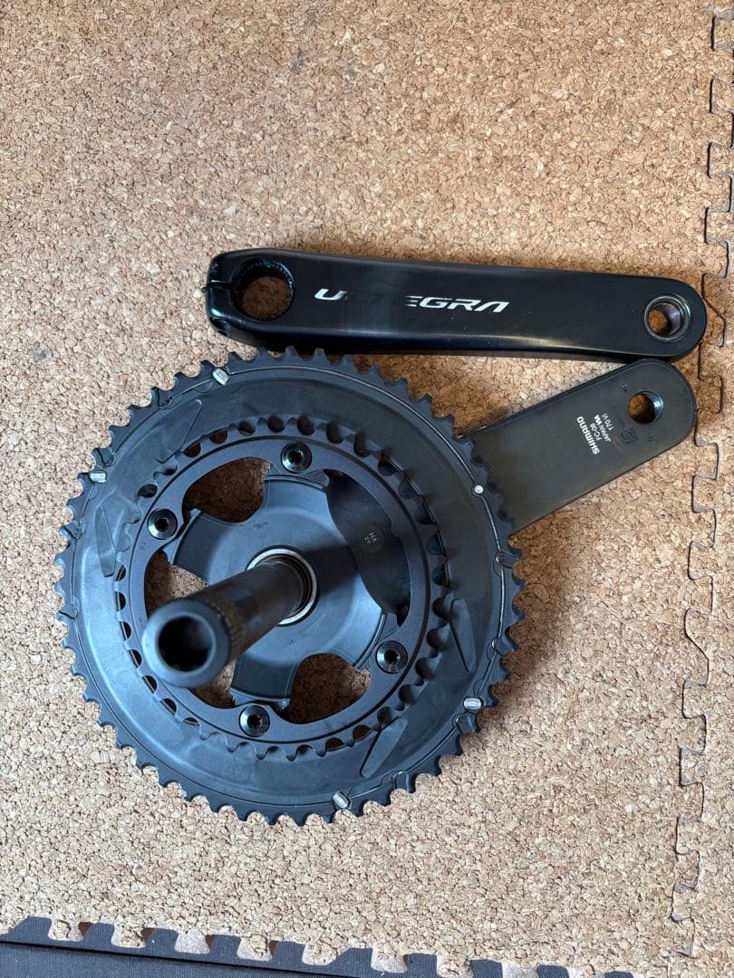 チェーンリング新品　SHIMANO R8100 170mクランクセット