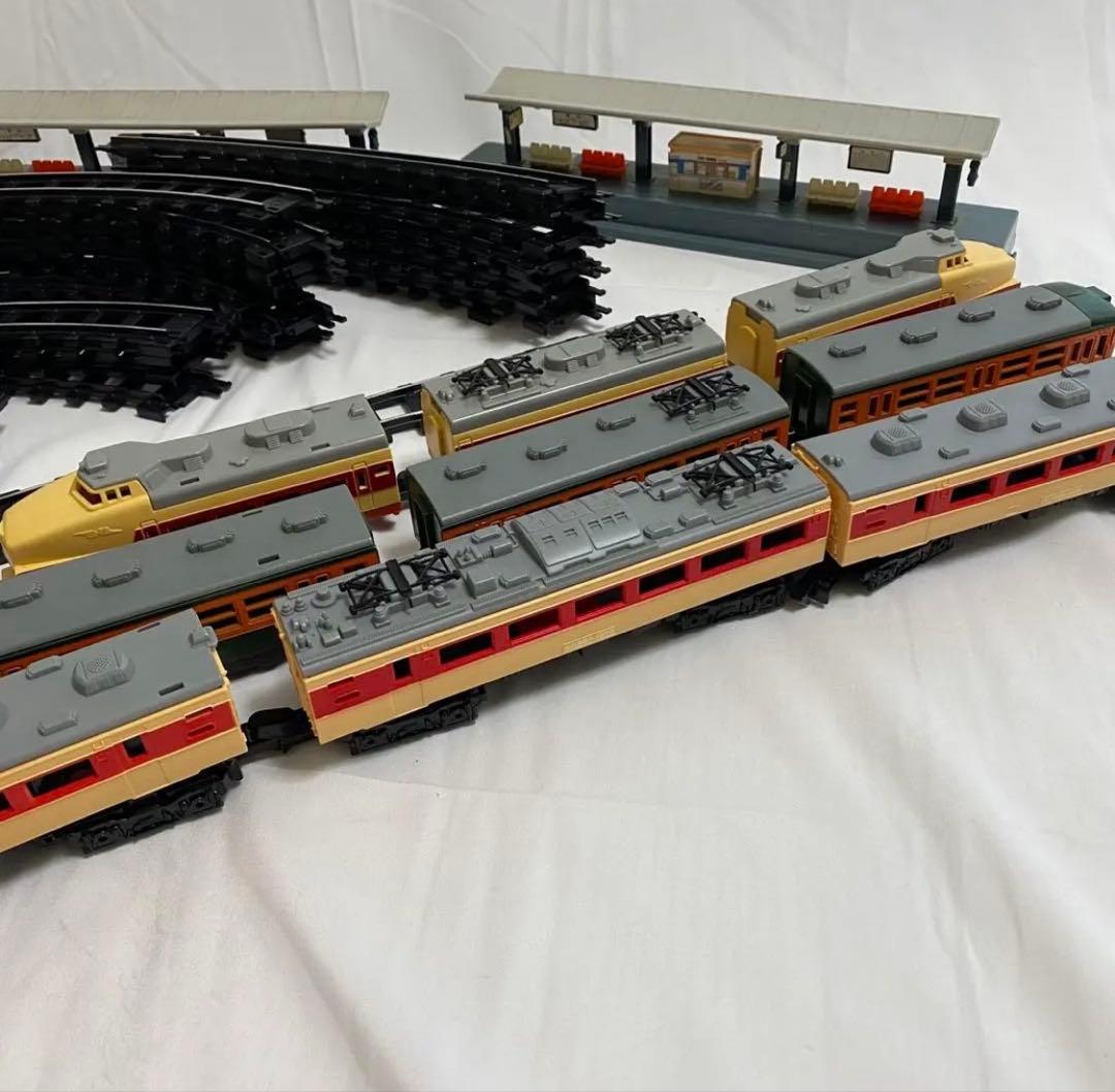 TOMY スーパーレール 鉄道模型