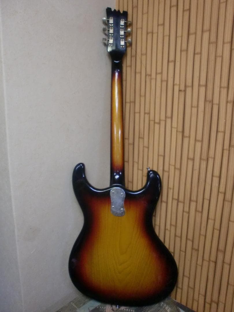 共*業様 Mosrite The Ventures Model エレキギター　モ