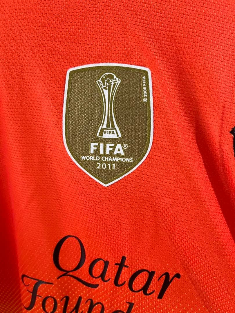 サッカー　NIKE バルセロナ メッシ 　ユニフォーム　未使用、タグ付き　長袖