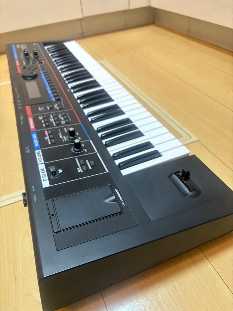 Roland JUNO-Di 61鍵シンセサイザー