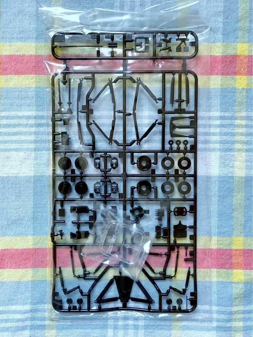 絶版 タミヤ 1/20 ウィリアムズ FW24 フルビュー カウル状態良好