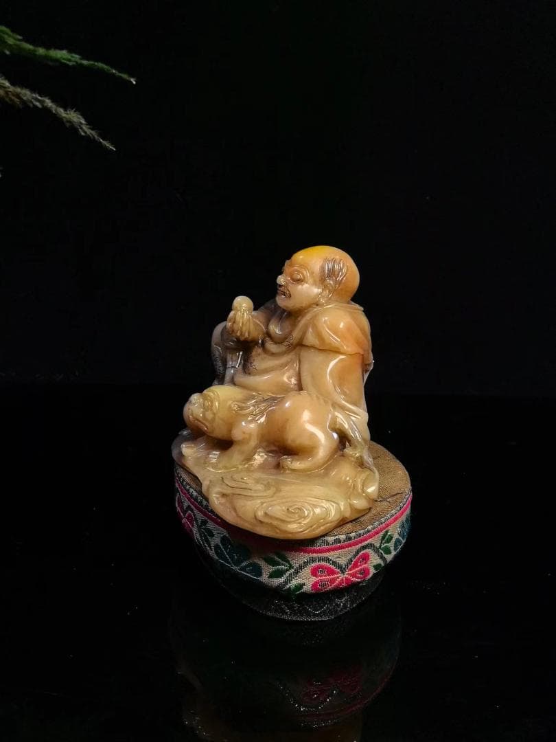 中国古美術・伏虎羅漢・寿山石極品二色田黄の印鑑・文房具・置物・賞物・風水開運・書