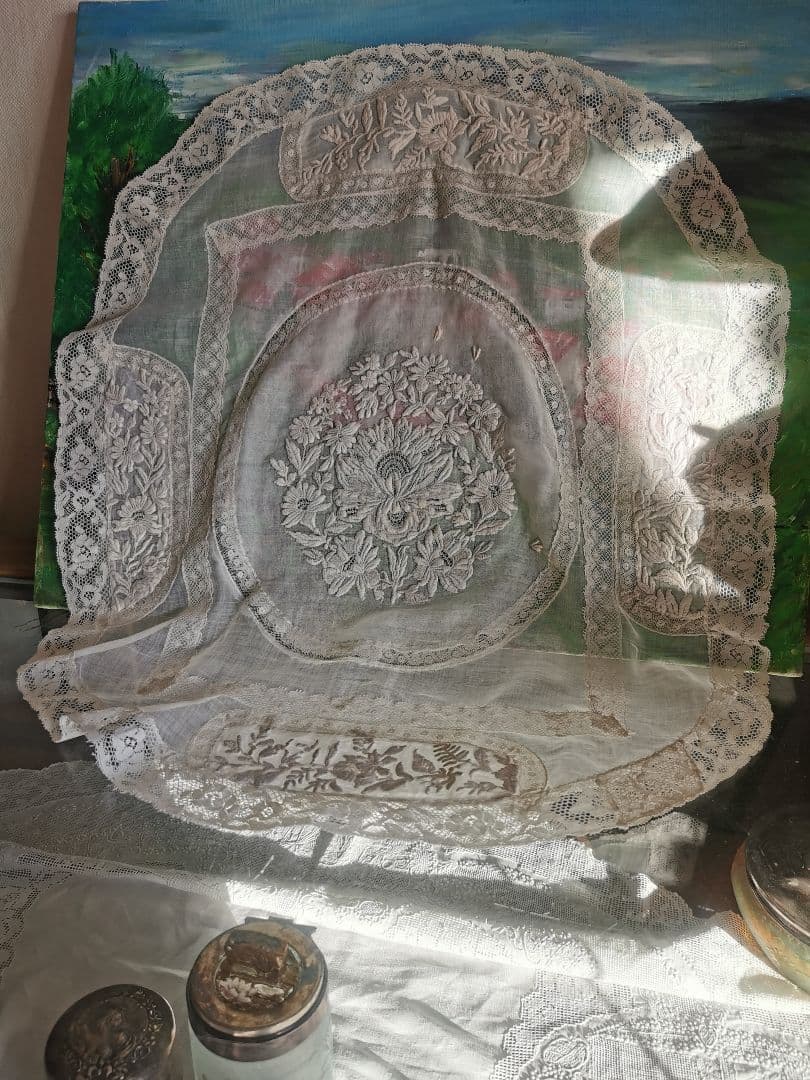 アンティーク フランス 美しい盛上刺繍 ノルマンディーレース 象牙色アイボリー