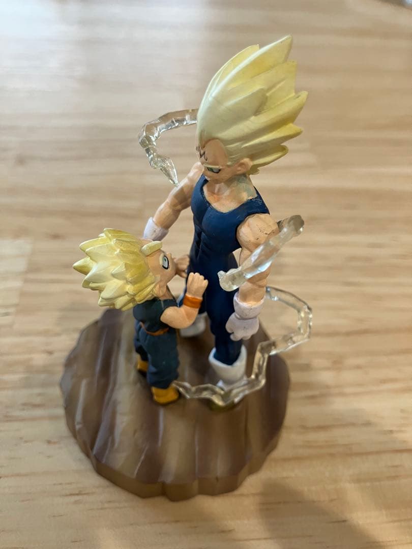 ドラゴンボールフィギュア7体　ドラカプ4 愛する者のための戦い　カプセル付き
