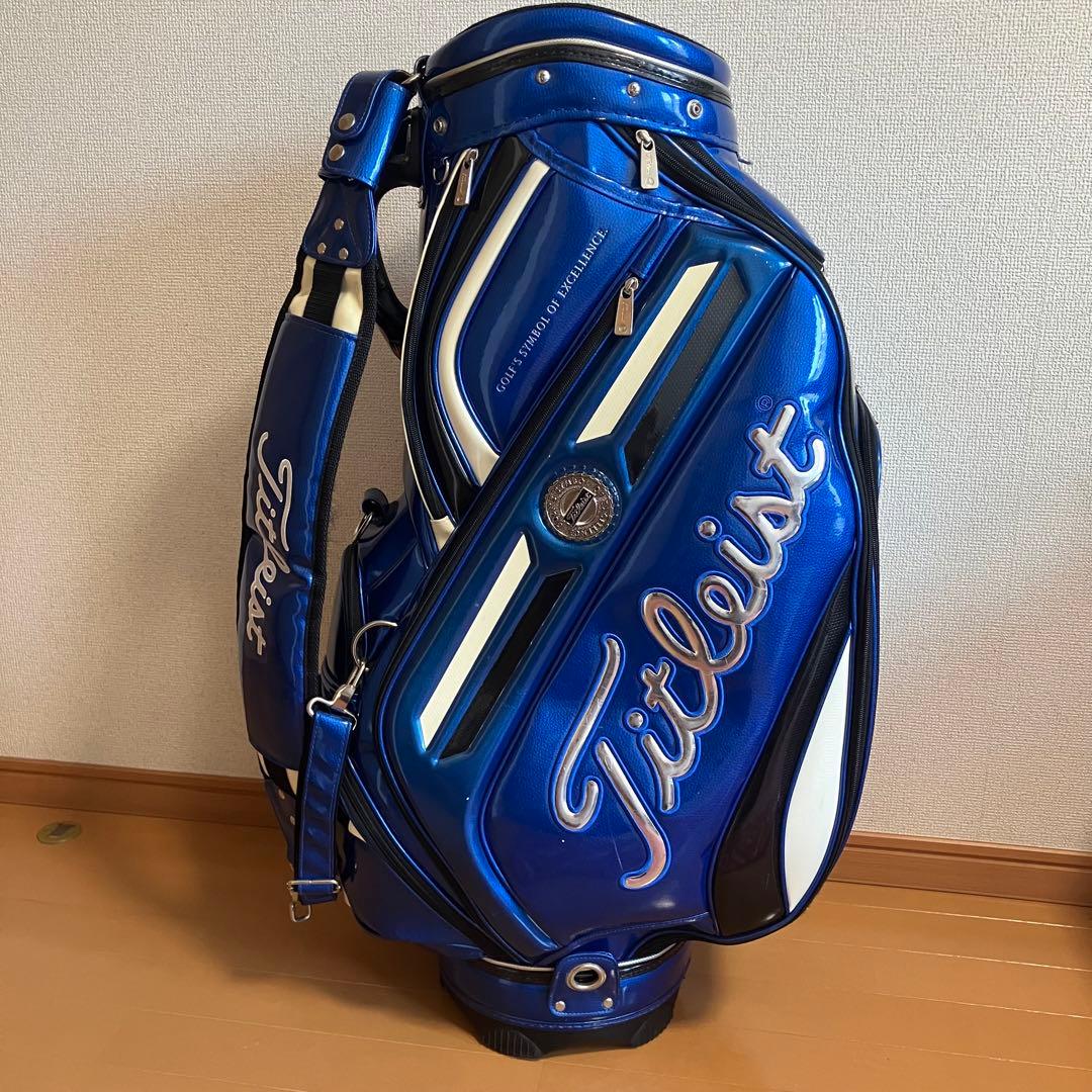 タイトリスト エナメルキャディバック　9.5インチ　青　ブルー
