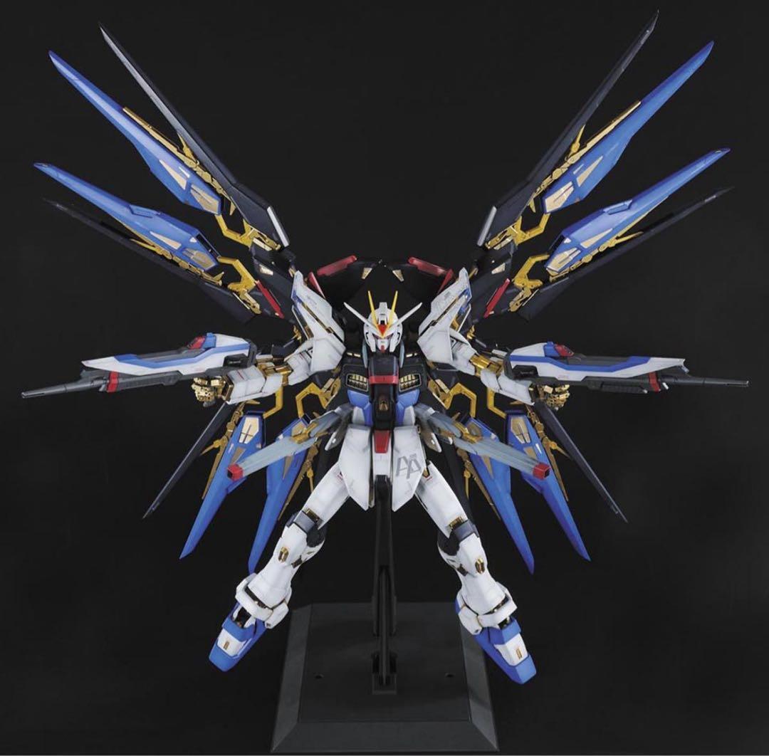 【新品未開ＰＧ 1/60 ストライクフリーダムガンダム