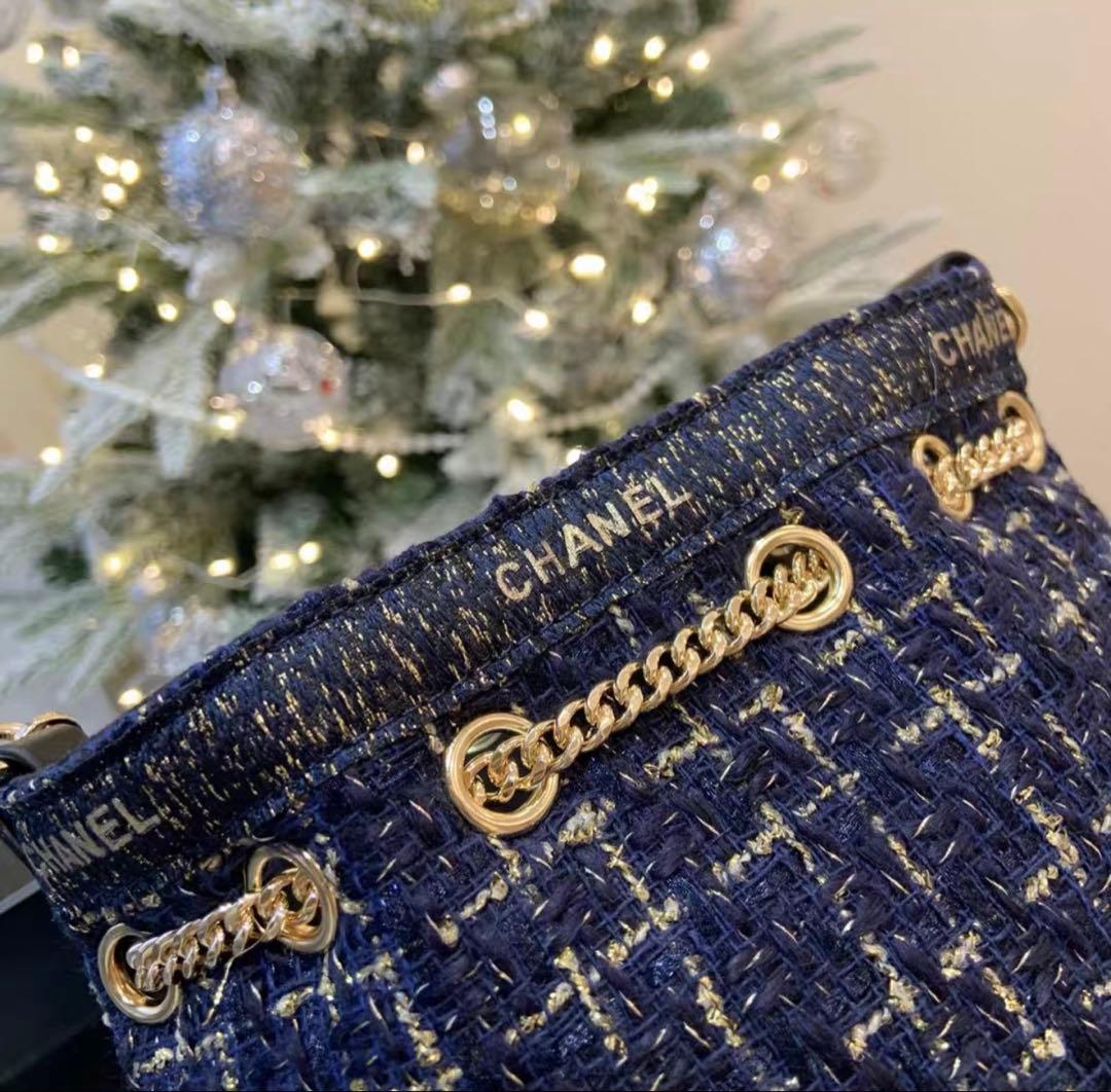 シャネル CHANEL ネイビーラメ 巾着ショルダーバッグ ノベルティ品 最安値
