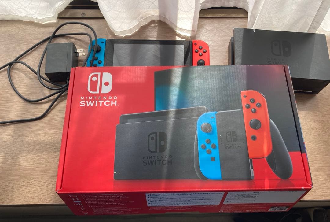 Nintendo Switch 赤/青 本体 一式セット【箱付き】