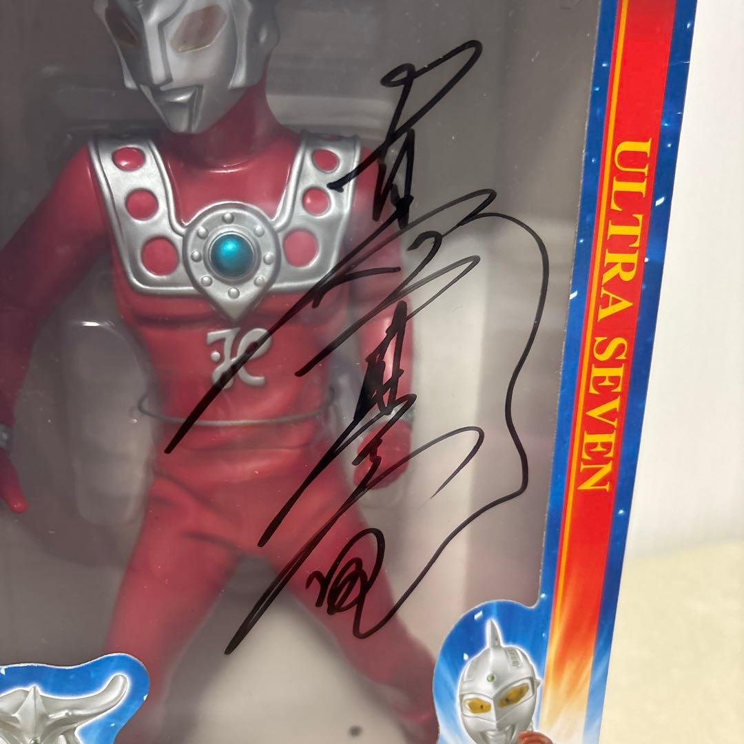 真夏 竜　直筆サイン入りフィギュア　ウルトラマンレオ
