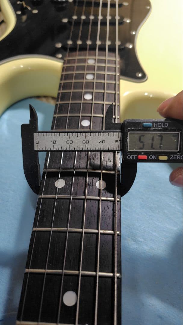ギター Squier