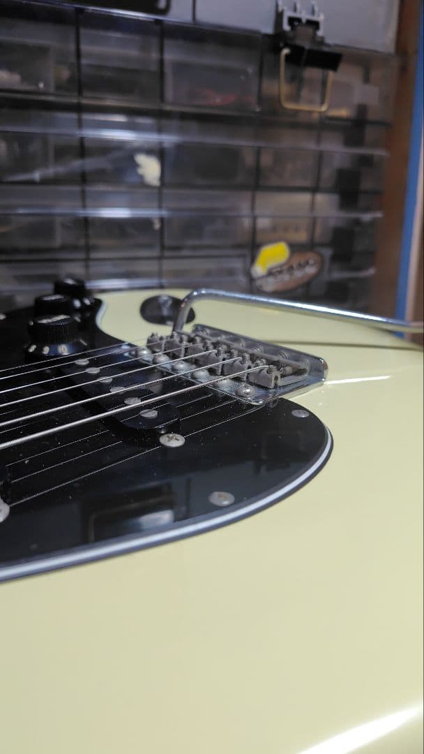 ギター Squier