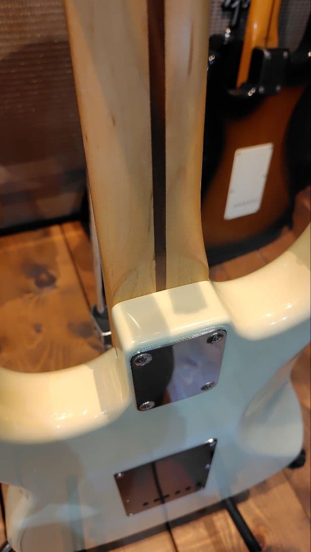 ギター Squier