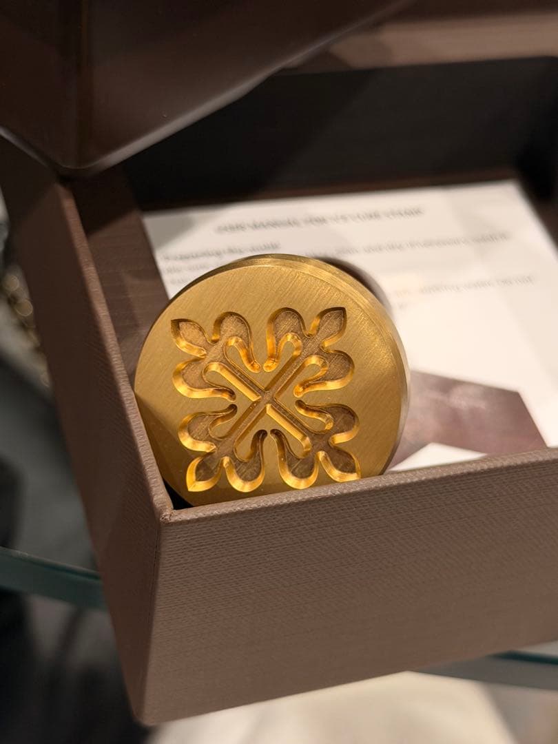 PATEK PHILIPPEイベント限定品 アイスキューブスタンプとカタログ