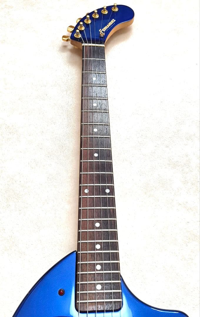 【美品】ZO-3C ブルー アンプ内蔵ギター オーバードライブSW付 専用ケース