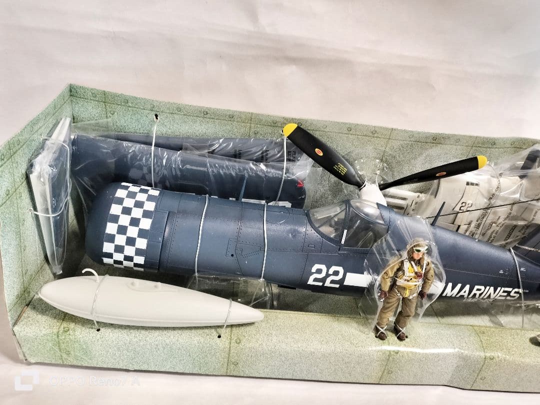 1/18 ELITE FORCE エリートフォース F4U-CORSAIR