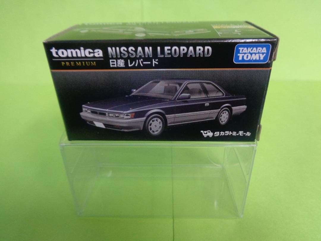 トミカプレミアム　タカラトミーモール　日産レパード