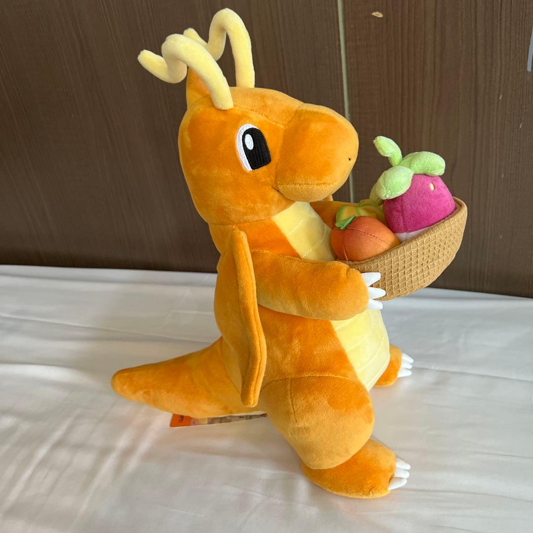 ポケモンセンター台湾(台北) カイリュー　ドール　ぬいぐるみ