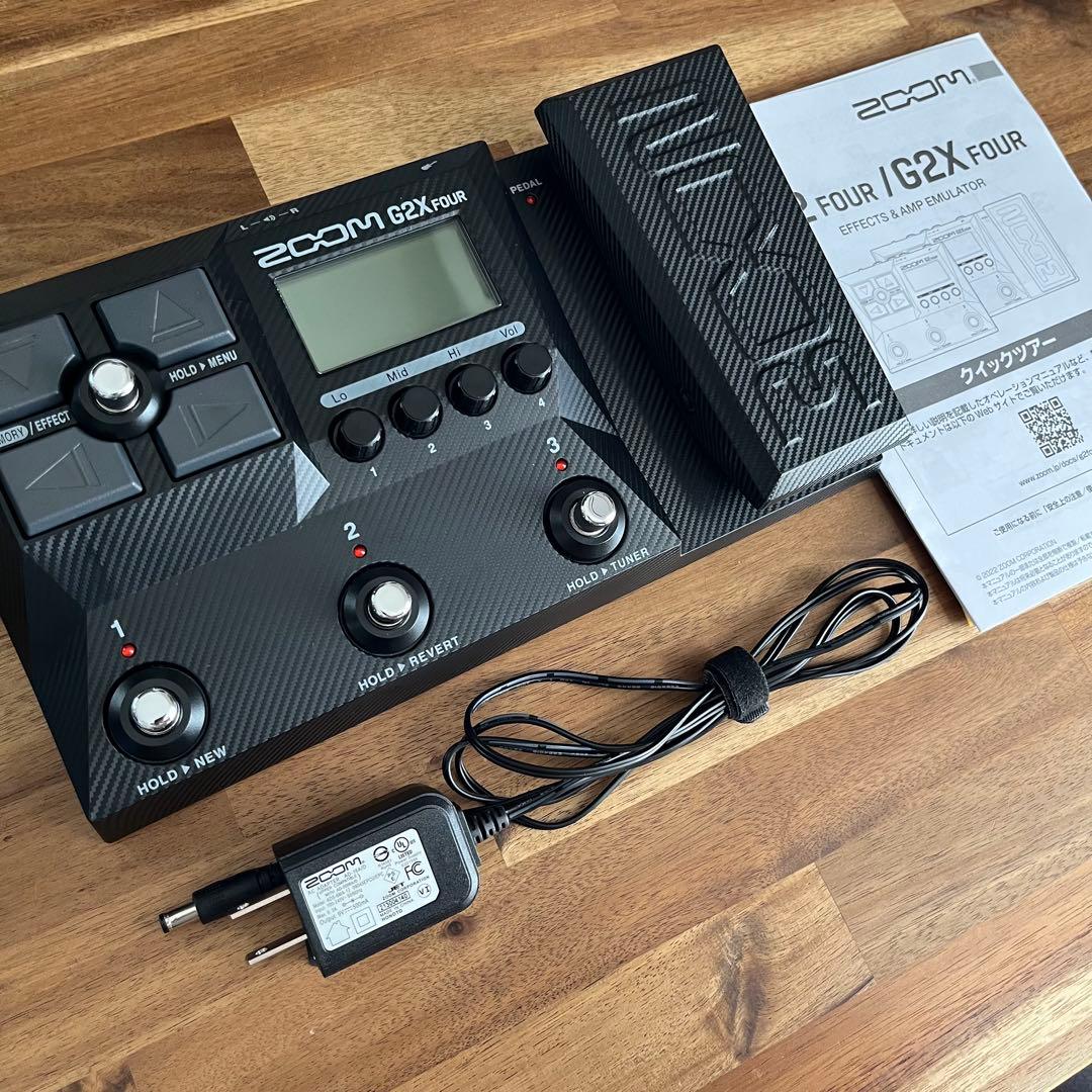 ZOOM G2X FOUR ほぼ新品同様 ギター用マルチエフェクター