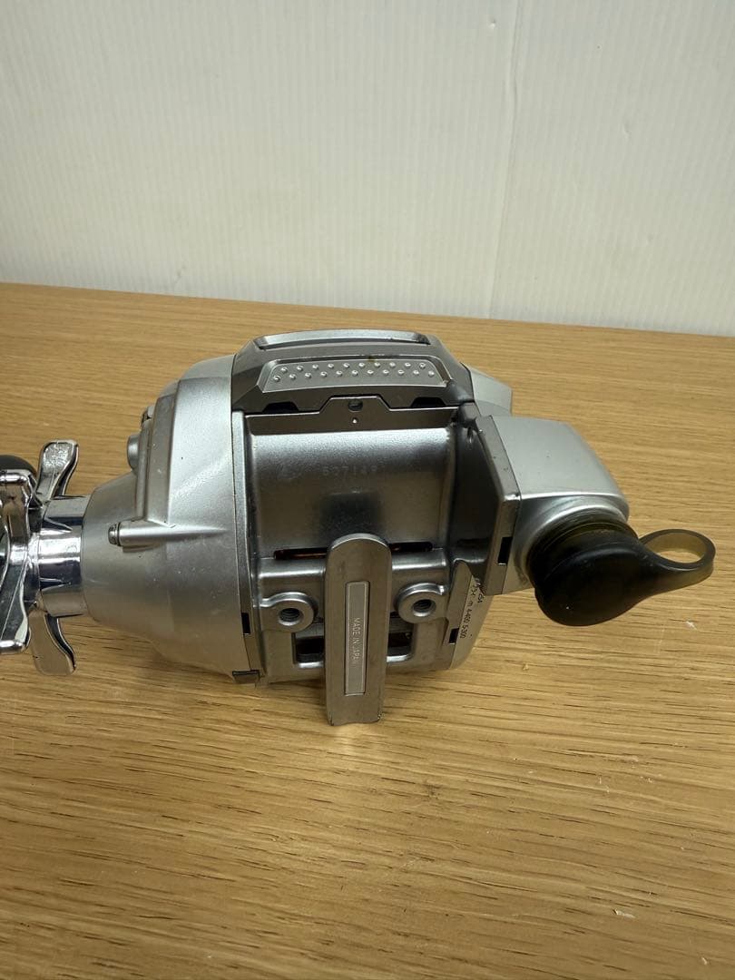 Daiwa SEABORG 400MM 電動リール — 日本製