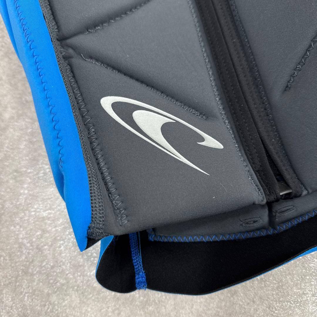 未使用 O'NEILL オニール スラッシャー コンペ ベスト タグ付き
