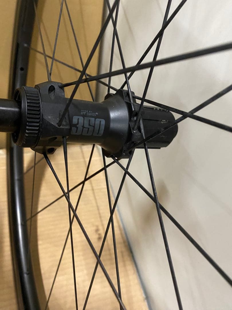 FFWD F4D ディスク用カーボンホイール　シマノ11速　※ホイールバック付き