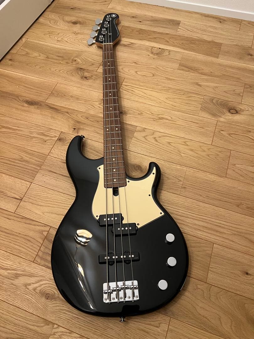 YAMAHA BB434 ピックガード付き