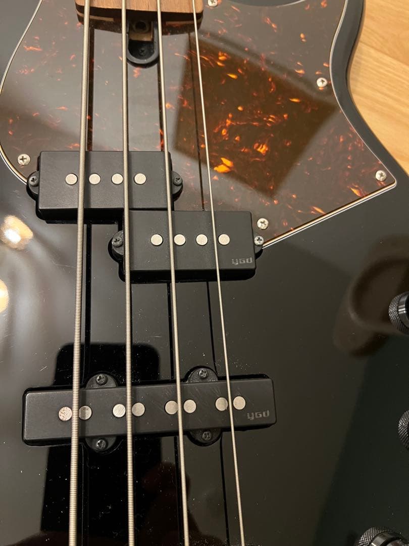 YAMAHA BB434 ピックガード付き