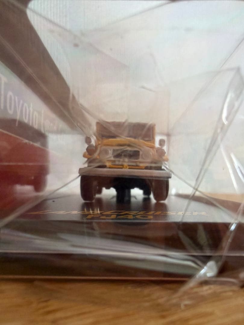 1/64 LAND CRUISER FJ40 。