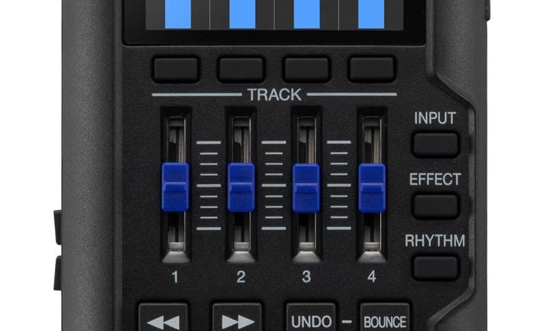 Zoom R4 MultiTrak 新品 未使用 未開封 値下げ！