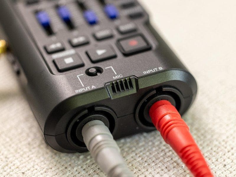 Zoom R4 MultiTrak 新品 未使用 未開封 値下げ！