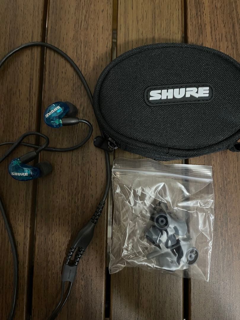 MPC ONE /SHURE SE215（イヤホン）or64GB SDカード