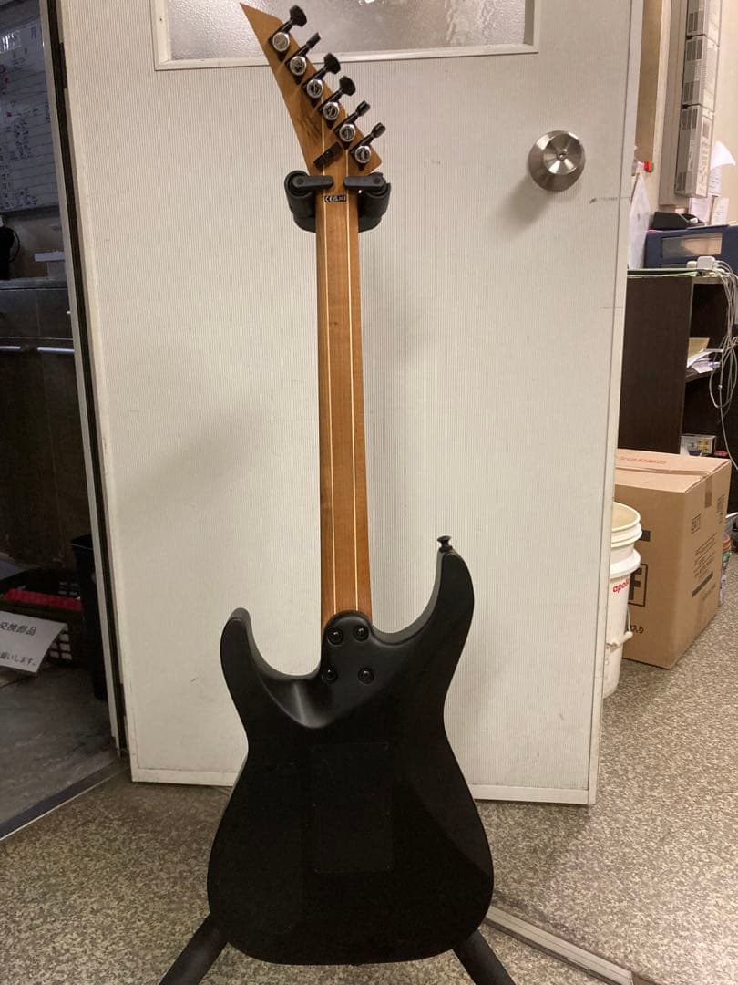 Jackson Virtuoso 純正ハードケース付き