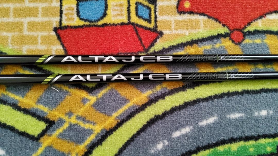 ほぼ新品 PING ALTA J CB BLACK S 4UT 5UT 2本