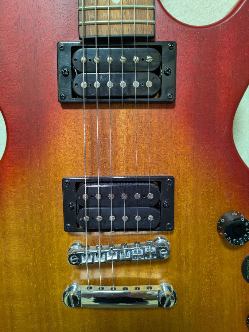 Epiphone レスポール サンバースト 新品未使用ソフトケース付き！