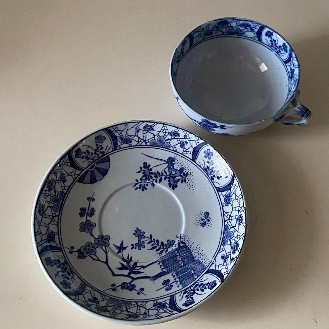 Creil et Montereau JAPONカップ&ソーサー
