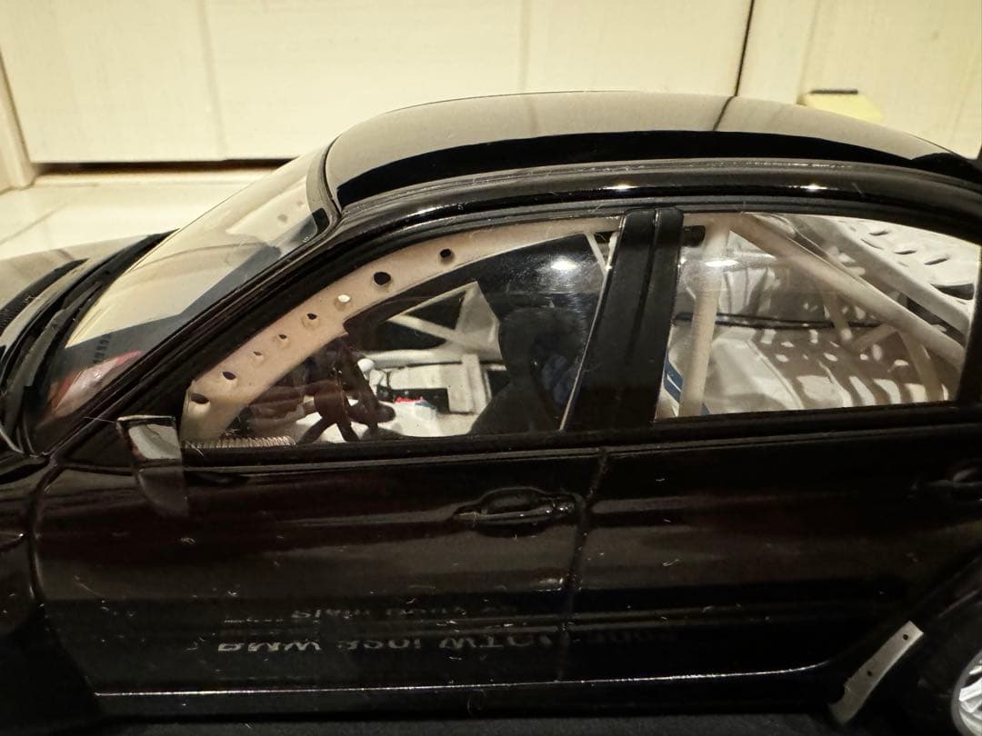  320i WTCC 2005 plain ミニカー Autoart
