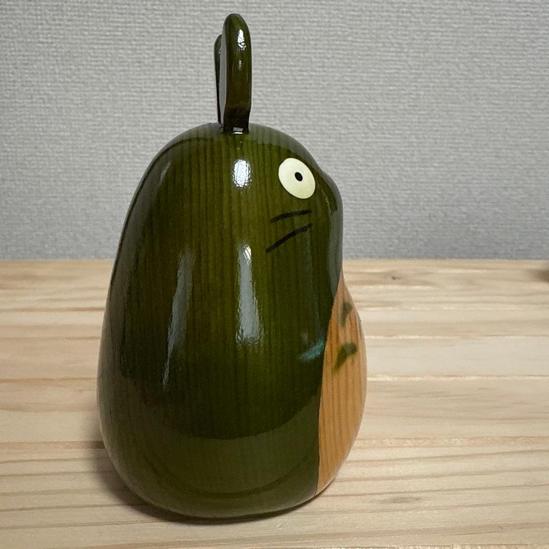 木彫りのトトロ