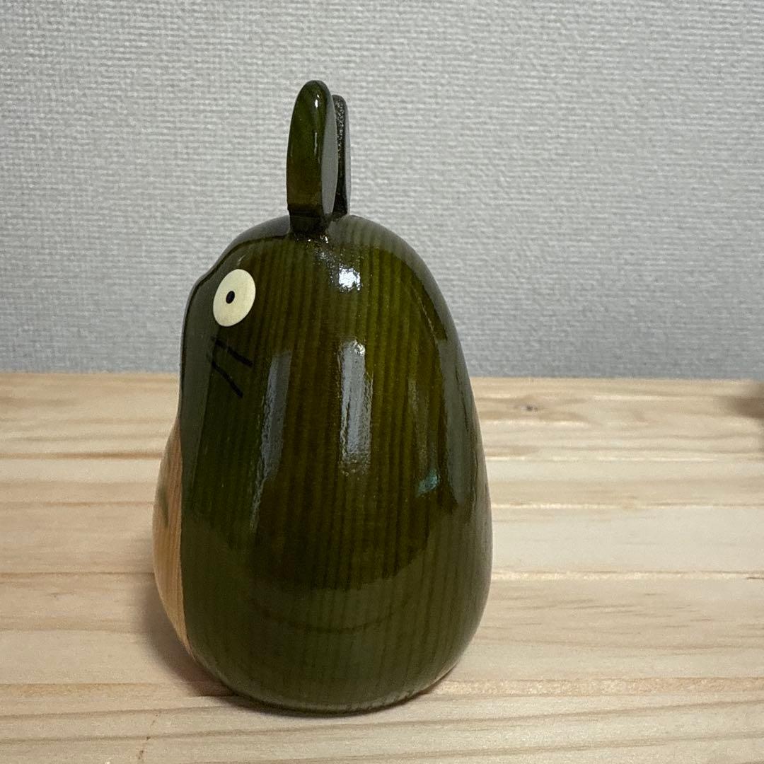 木彫りのトトロ
