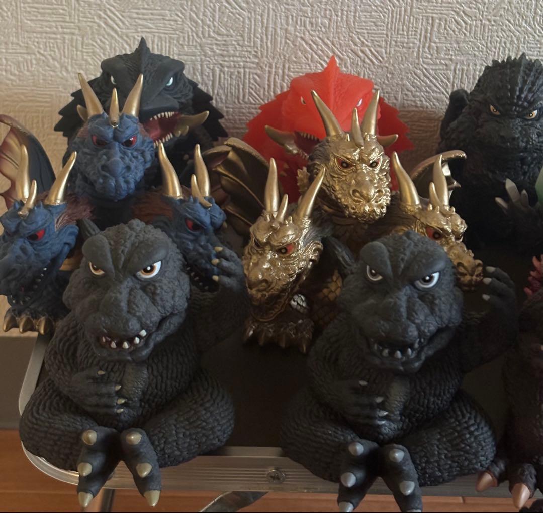 ゴジラ　ガメラ　大量　引退品　鎮座獣　東宝獣