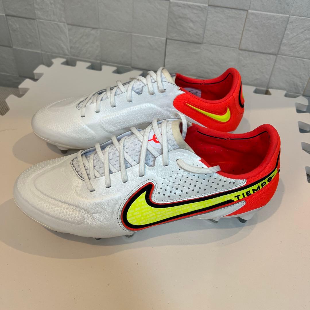 売り切り！Nike ティエンポレジェンド 9 SG 取り替え式