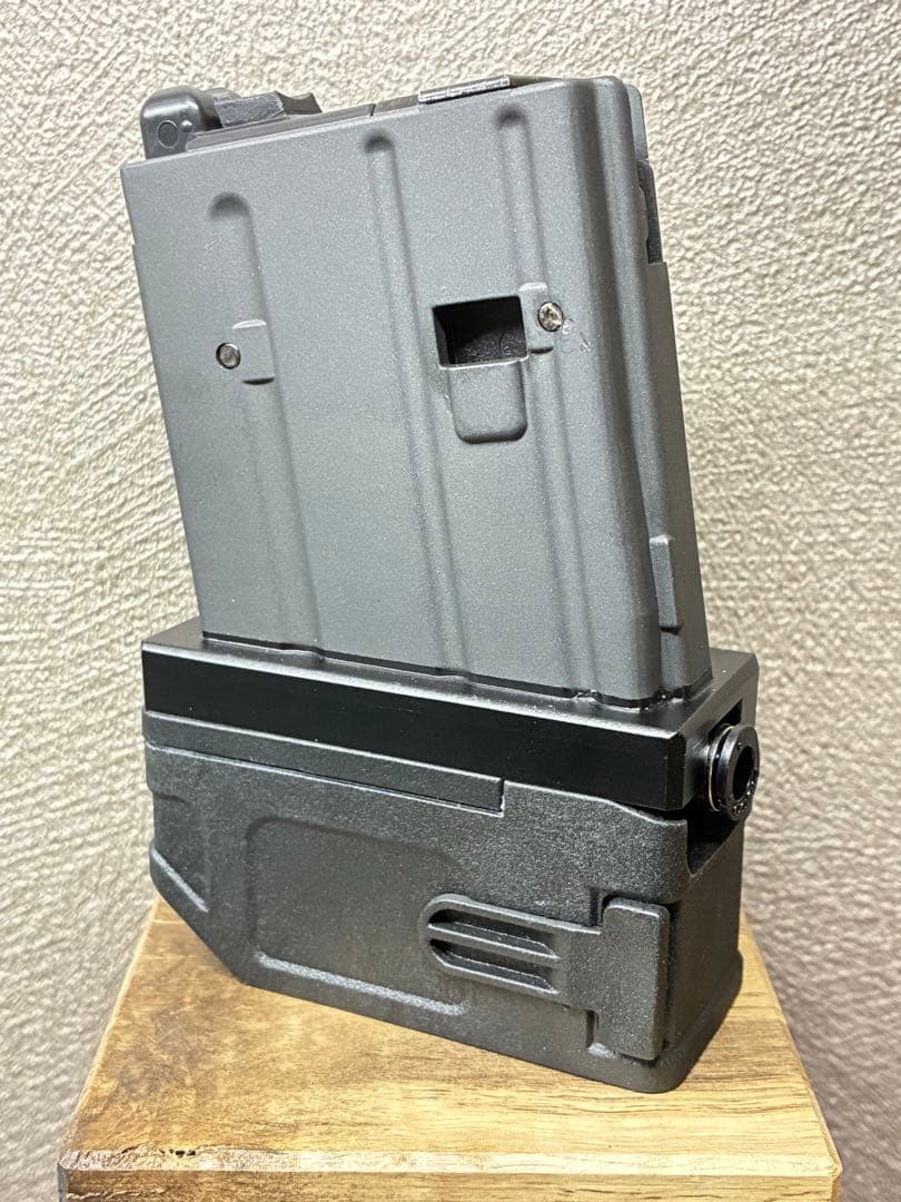 R7-40 東京マルイ GBB M4 マガジンアダプター 外部ソース仕様