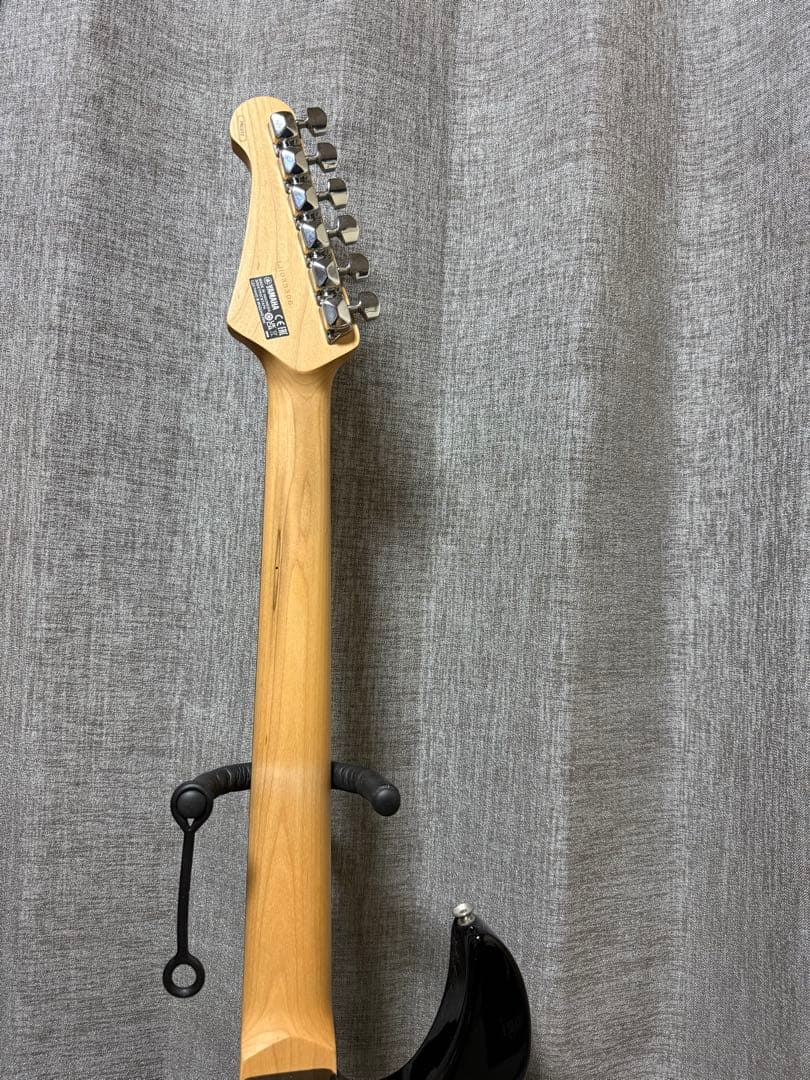YAMAHA PACIFICA 012 エレキギター