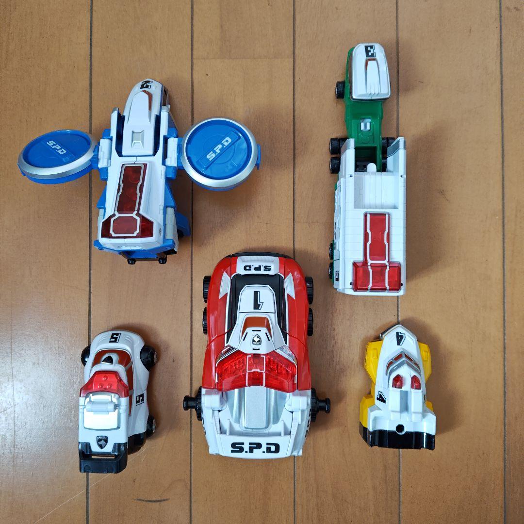 DX 特捜合体　デカレンジャーロボ