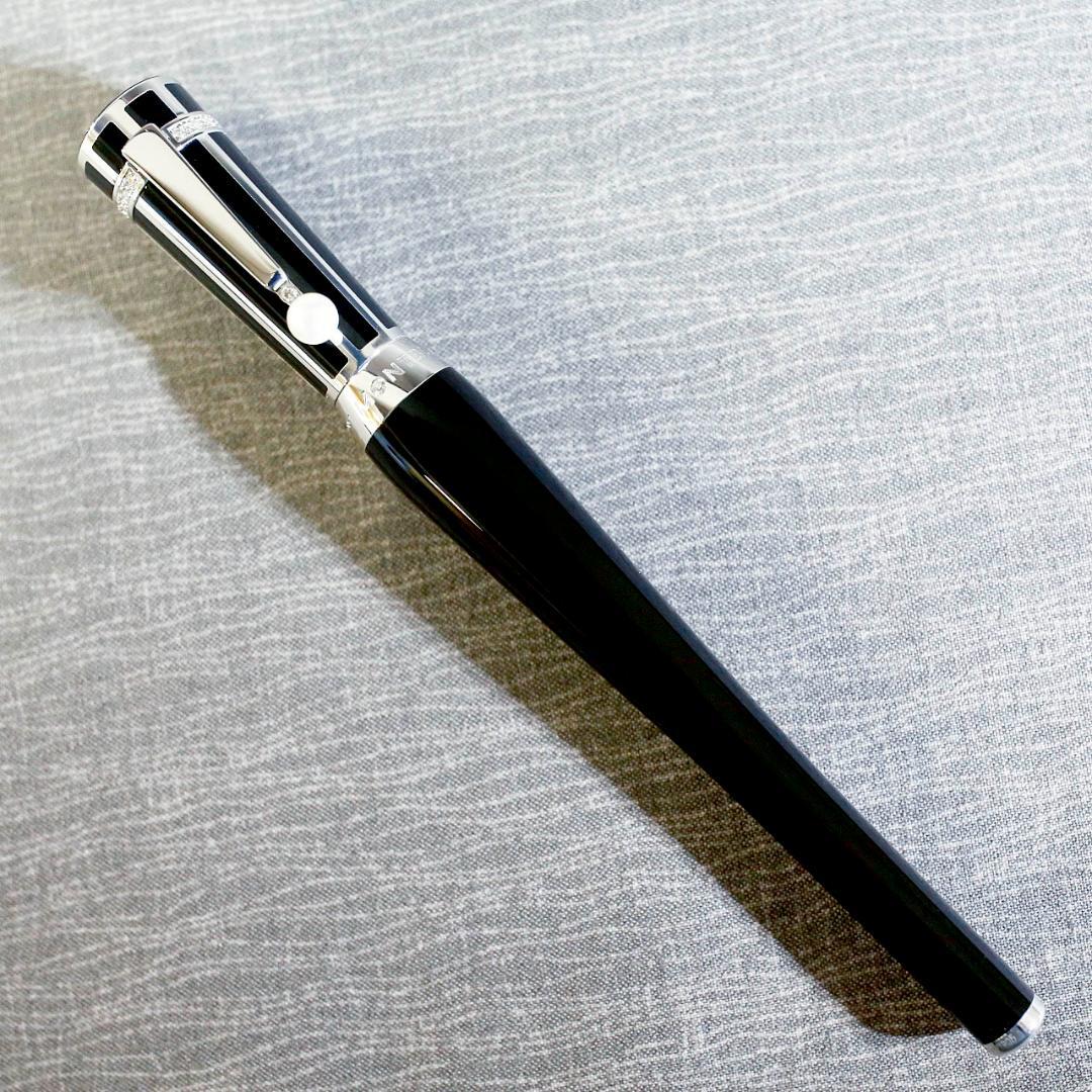 【限定品 未使用】モンブラン 万年筆 グレタ・ガルボ １９０５ ダイヤ パール
