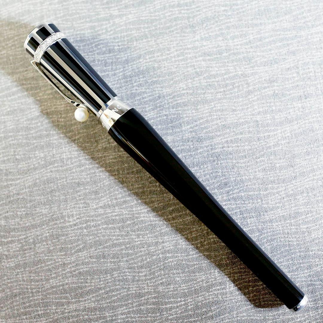 【限定品 未使用】モンブラン 万年筆 グレタ・ガルボ １９０５ ダイヤ パール