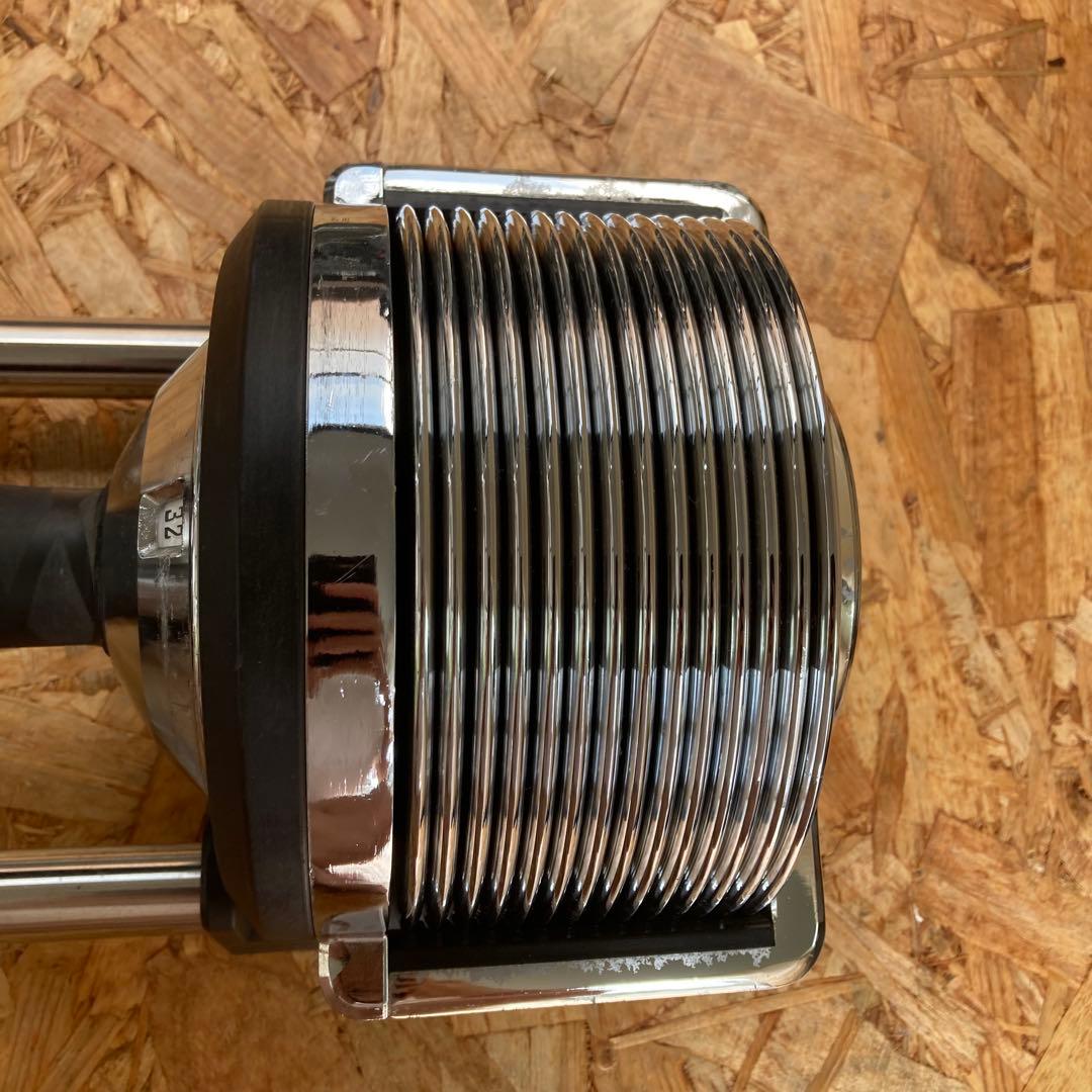 Lysin ライシン　可変式ダンベル　32kg 1kg刻み変更可能　片方のみ
