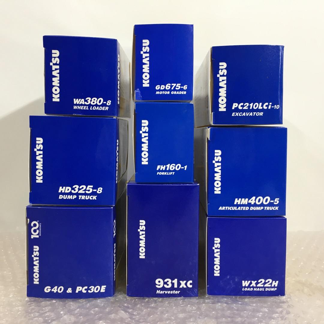 ○未使用9個！ KOMATSU コマツ ミニチュア ミニカー 工事現場 非売品